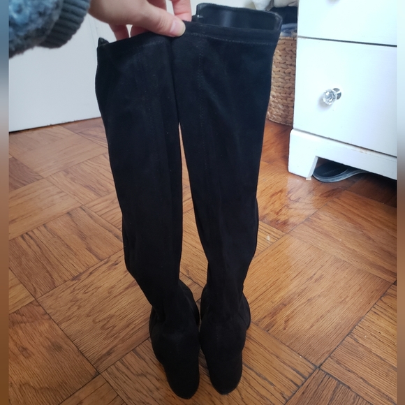 Marc Fisher Black Suede  Heeled Boots - size 7 - Picture 14 of 16